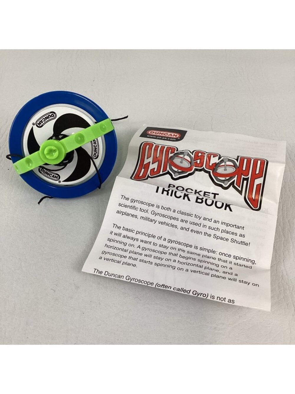 Duncan Gyroscope XT Spinning Top Physics Toy High Speed Green Pocket Trick Book